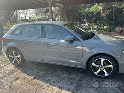 Grigio Usata 2019 Audi A3 Tre volumi | 15.400 €