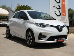 Bianco Usata 2022 Renault Zoe Intens Due volumi | 15.900 € (Buon prezzo)