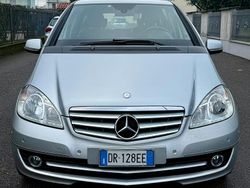Usata 2008 Mercedes A150 Tre volumi | 2700 €