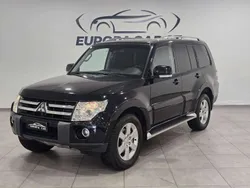 Nero Usata 2009 Mitsubishi Pajero Instyle SUV | 12.900 € (Ottimo prezzo)