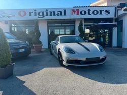 Grigio Usata 2024 Porsche Cayman Sport Coupé | 84.900 € (Molto cara)