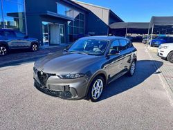 Grigio scuro Usata 2022 Alfa Romeo Tonale Sprint SUV | 26.800 € (Buon prezzo)