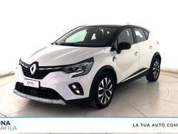 Bianco tetto nero Usata 2021 Renault Captur Intens SUV | 14.400 € (Super prezzo)
