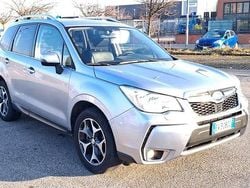 Argento Usata 2014 Subaru Forester SUV | 11.900 € (Cara)