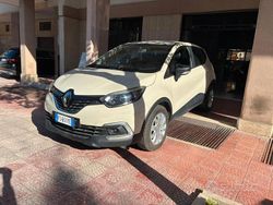 Beige Usata 2018 Renault Captur Life SUV | 11.700 € (Buon prezzo)
