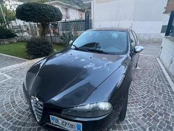 Nero Usata 2007 Alfa Romeo 147 Due volumi | 1000 € (Super prezzo)
