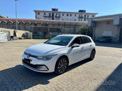 Bianco Usata 2020 VW Golf VII Style Tre volumi | 22.500 € (Cara)