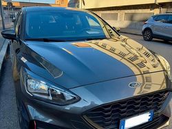 Grigio Usata 2020 Ford Focus ST-Line Tre volumi | 17.500 € (Buon prezzo)