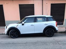 Bianco Usata 2014 Mini One D Countryman SUV | 9999 € (Molto cara)