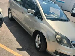 Usata 2006 Opel Zafira Monovolume | 3000 € (Buon prezzo)