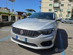 Grigio Usata 2019 Fiat Tipo Tre volumi | 10.700 € (Molto cara)