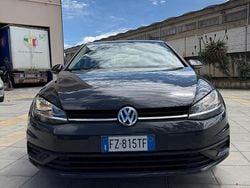 Grigio Usata 2019 VW Golf VII Tre volumi | 14.890 € (Buon prezzo)