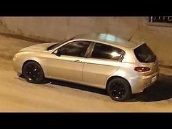 Usata 2005 Alfa Romeo 147 Due volumi | 800 € (Super prezzo)