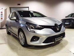 Grigio Usata 2022 Renault Clio V Business Tre volumi | 12.500 € (Buon prezzo)