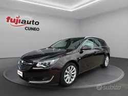Marrone Usata 2014 Opel Insignia Cosmo Station wagon | 7400 € (Buon prezzo)