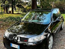 Nero Usata 2002 Renault Mégane R.S. Tre volumi | 13.800 €