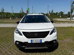 Bianco Usata 2016 Peugeot 2008 SUV | 9500 € (Cara)