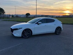 Bianco Usata 2022 Mazda 3 Tre volumi | 18.700 € (Buon prezzo)
