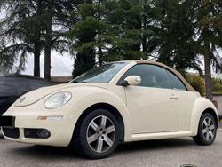Beige Usata 2006 VW Beetle Cabrio | 5800 € (Buon prezzo)
