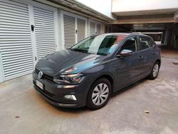 Blu/azzurro Usata 2018 VW Polo Comfortline Tre volumi | 12.500 € (Buon prezzo)