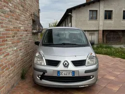 Usata 2006 Renault Modus Monovolume | 1750 € (Buon prezzo)