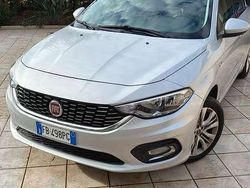 Argento Usata 2015 Fiat Tipo Opening Edition Tre volumi | 7950 € (Buon prezzo)