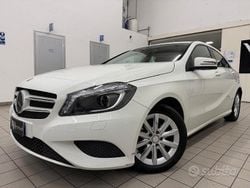 Grigio Usata 2014 Mercedes A180 Tre volumi | 4900 € (Ottimo prezzo)