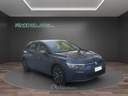 Grigio Usata 2024 VW Golf VIII Life Tre volumi | 25.400 € (Buon prezzo)