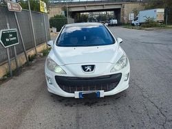 Usata 2010 Peugeot 308 Tre volumi | 3000 € (Buon prezzo)