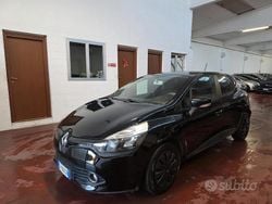 Nero Usata 2013 Renault Clio IV Tre volumi | 4650 € (Ottimo prezzo)