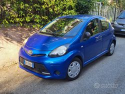 Blu Usata 2013 Toyota Aygo Connect Style Due volumi | 6000 € (Buon prezzo)
