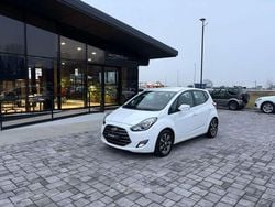 Bianco Usata 2016 Hyundai ix20 Xpossible Due volumi | 8450 € (Buon prezzo)