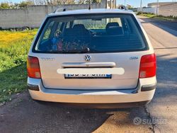 Grigio Usata 1999 VW Passat Station wagon | 1300 €