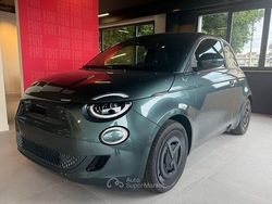 Verde Nuova 2025 Fiat 500e Tre volumi | 32.400 €
