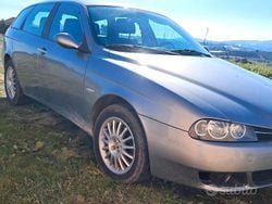 Grigio Usata 2005 Alfa Romeo 156 Tre volumi | 1500 € (Buon prezzo)