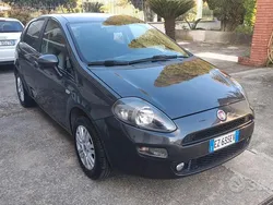 Usata 2015 Fiat Punto Due volumi | 5200 € (Buon prezzo)