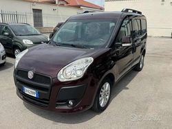 Rosso Usata 2012 Fiat Doblò Emotion Monovolume | 6500 €