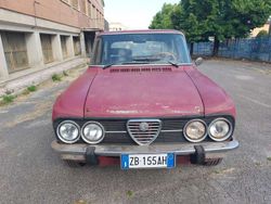 Rosso Usata 1971 Alfa Romeo Giulia Super Tre volumi | 6300 €