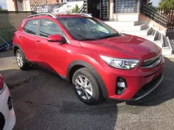 Giallo Nuova 2024 Kia Stonic Urban SUV | 16.450 € (Super prezzo)