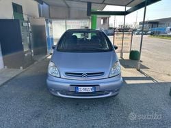 Grigio Usata 2004 Citroën Xsara Picasso Monovolume | 999 € (Super prezzo)