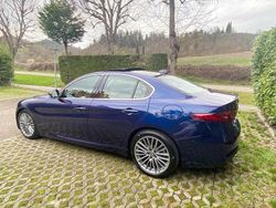 Blu/azzurro Usata 2017 Alfa Romeo Giulia Business Tre volumi | 21.000 € (Molto cara)