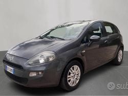 Grigio Usata 2012 Fiat Punto Easy Tre volumi | 3800 € (Ottimo prezzo)
