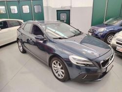 Blu mezzanotte metallizzato Usata 2019 Volvo V40 CC Plus Station wagon | 11.500 €