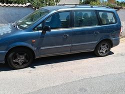 Blu Usata 2003 Hyundai Trajet Monovolume | 500 €