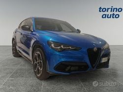 Azzurro Usata 2024 Alfa Romeo Stelvio Veloce SUV | 40.980 € (Buon prezzo)