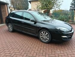 Marrone Usata 2013 Renault Laguna III Tre volumi | 5000 € (Buon prezzo)