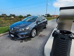 Usata 2020 Renault Mégane IV Tre volumi | 14.350 € (Buon prezzo)