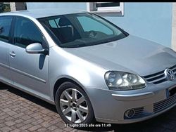 Usata 2005 VW Golf IV Sportline Tre volumi | 3500 € (Buon prezzo)