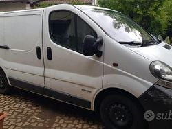 Usata 2006 Nissan Primastar Monovolume | 6000 € (Buon prezzo)