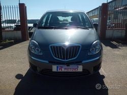 Grigio Usata 2012 Lancia Musa Gold Monovolume | 4400 € (Cara)